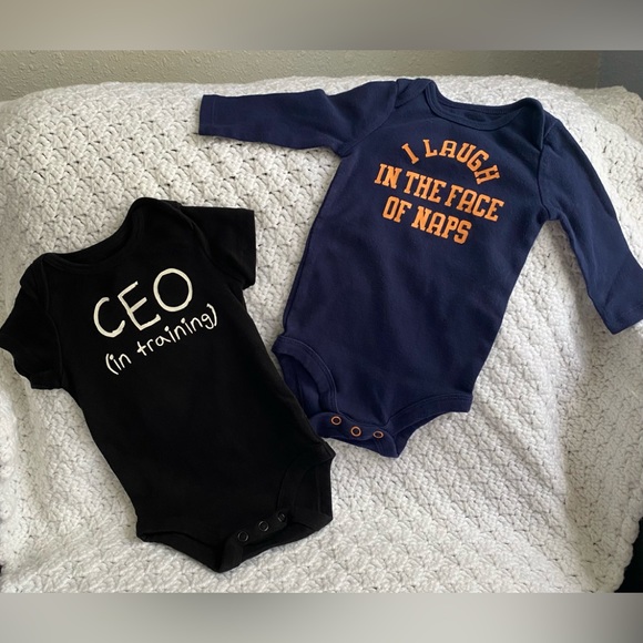 Bundle of Bodysuits - Picture 8 of 9